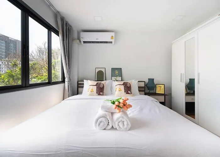 別墅 Miq Ekkamai3_pool Villa_3br House